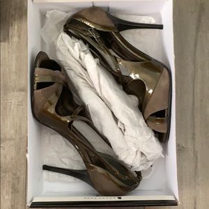 Carlos santana heels